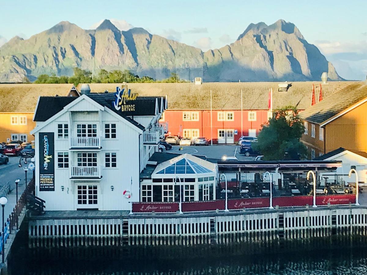 Anker Brygge Hotel Svolvaer Exterior photo View of the town