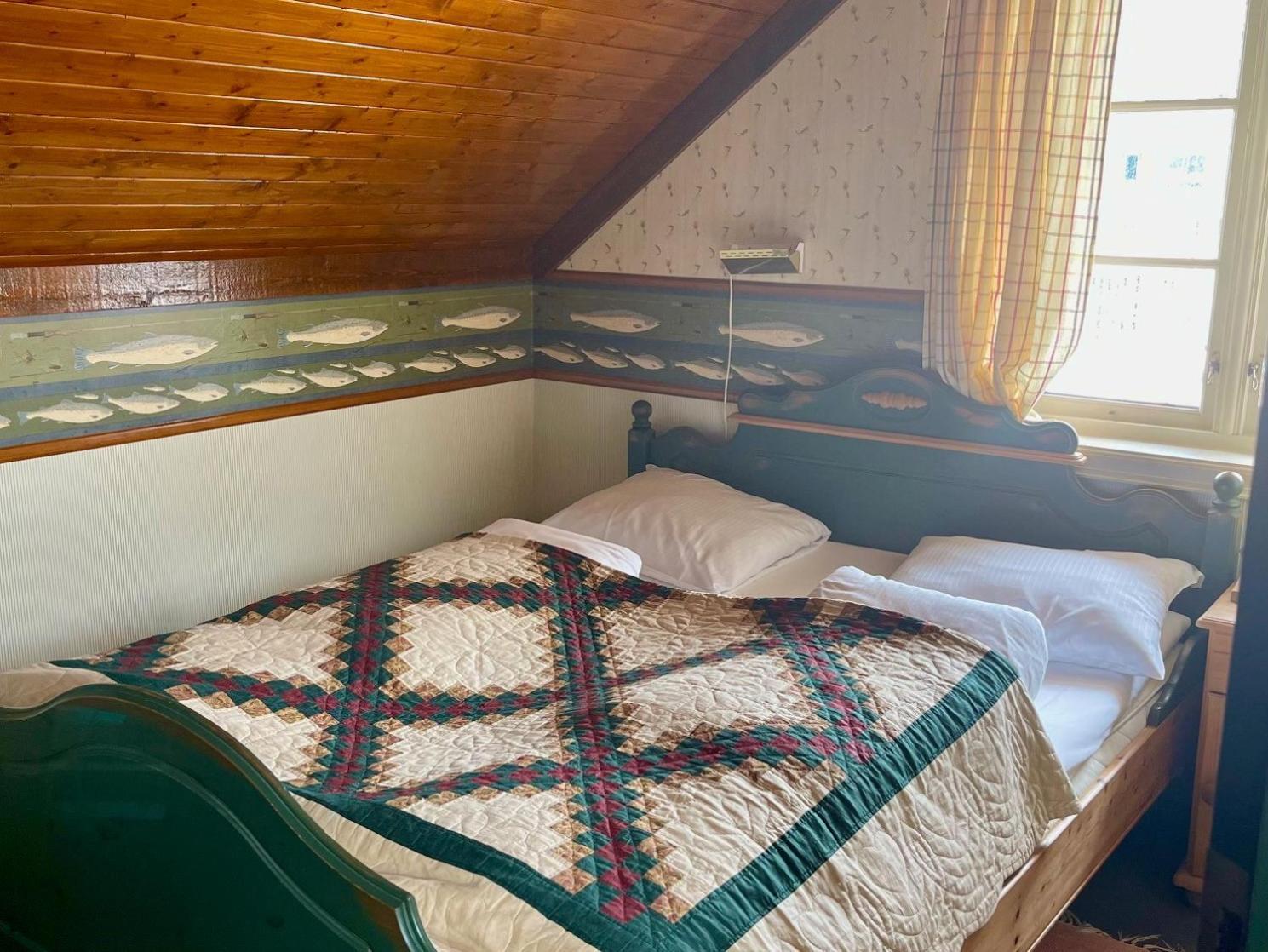 Anker Brygge Hotel Svolvaer Exterior photo The bed in the room where the body of Mary Walker was found