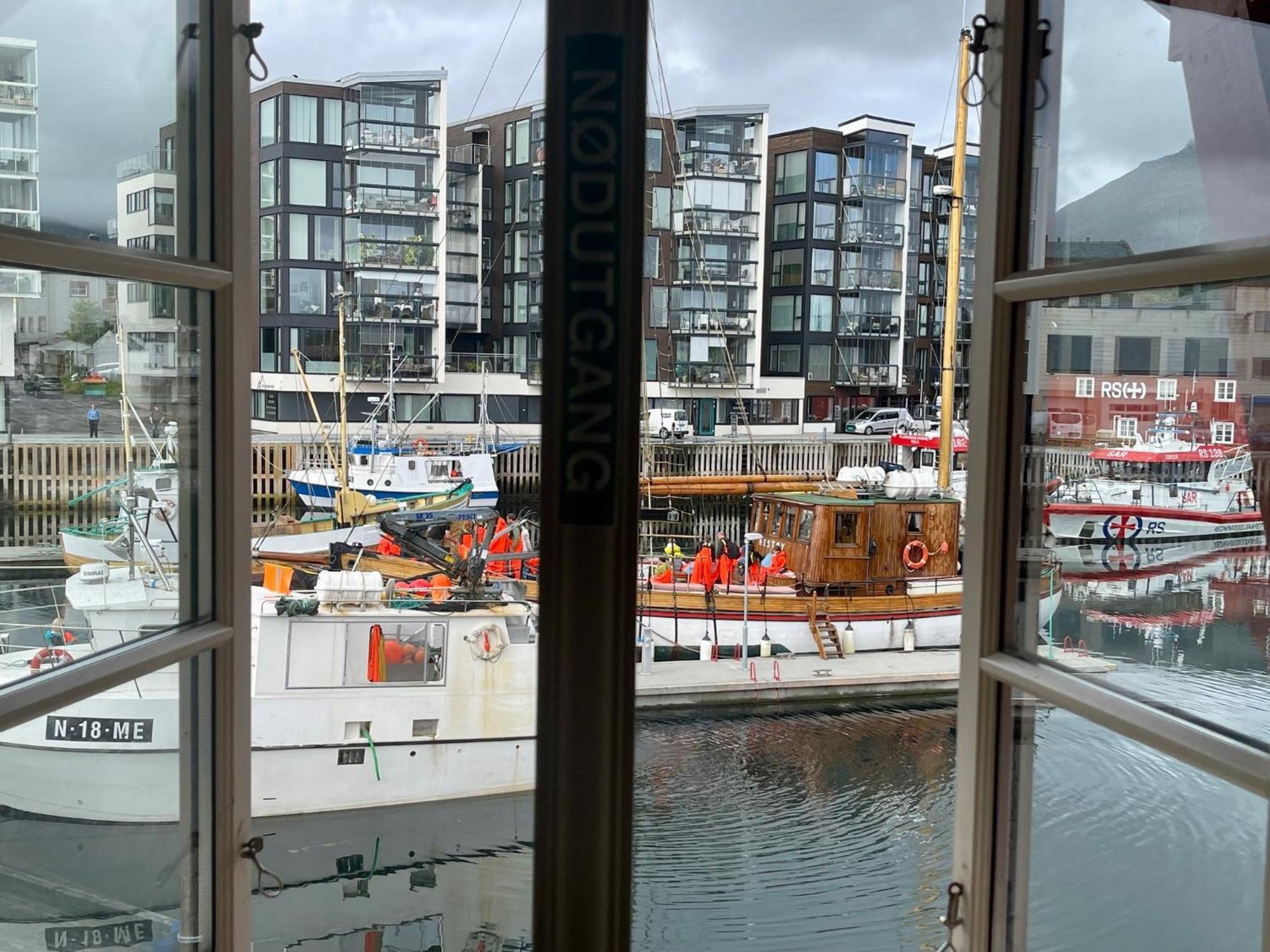 Anker Brygge Hotel Svolvaer Exterior photo The view from the window of the 100th floor of the building